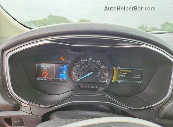 3FA6P0HDXLR228076 2020 FORD FUSION Красный Вид щитка приборов