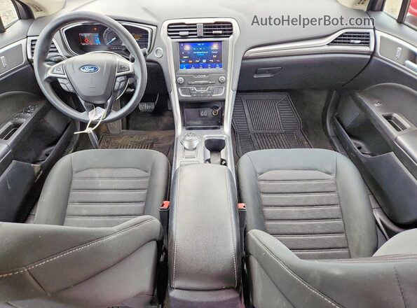 3FA6P0HDXLR228076 2020 FORD FUSION Красный Вид панели приборов