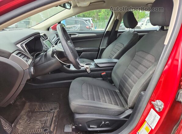 3FA6P0HDXLR228076 2020 FORD FUSION Красный Вид салона спереди