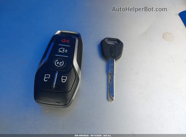 3FA6P0K94GR263366 2016 FORD FUSION Красный Вид панели приборов