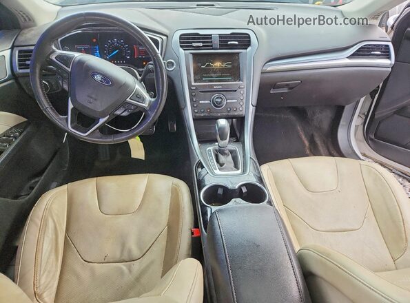 3FA6P0K97GR171409 2016 FORD FUSION White Widok deski rozdzielczej
