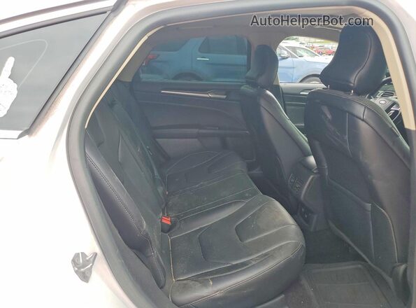 3FA6P0K97HR322105 2017 FORD FUSION White Вид задніх сидінь