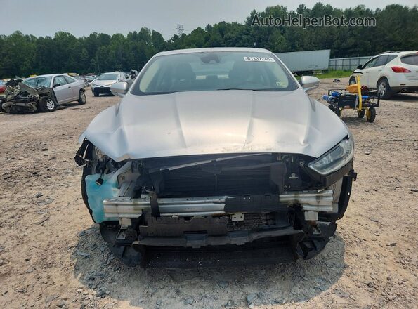 3FA6P0LU0GR311965 2016 FORD FUSION Silver Widok z przodu