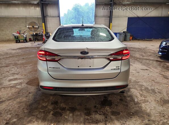 3FA6P0LU0HR385386 2017 FORD FUSION Silver უკანა ხედი