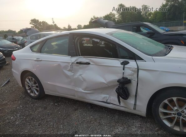 3FA6P0LU0KR211132 2019 FORD FUSION HYBRID Белый Вид щитка приборов