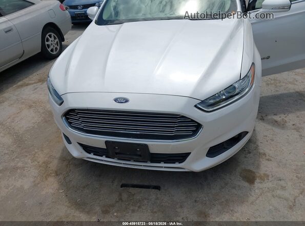 3FA6P0LU1GR106896 2016 FORD FUSION HYBRID White Front view