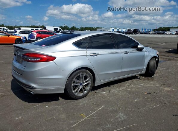 3FA6P0LU1HR382125 2017 FORD FUSION Silver Вид салону спереду