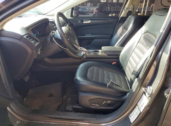 3FA6P0LU1JR128517 2018 FORD FUSION Gray Front interior view