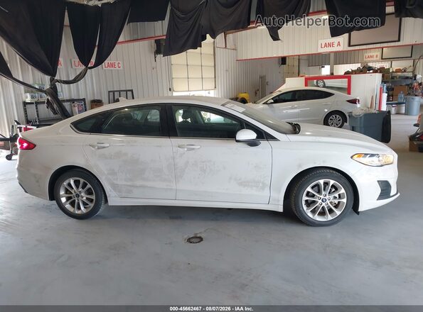 3FA6P0LU1KR274644 2019 FORD FUSION HYBRID White Widok zestawu wskaźników