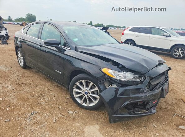 3FA6P0LU2HR310091 2017 FORD FUSION Черный Передняя правая четверть