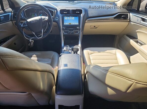 3FA6P0LU2HR393425 2017 FORD FUSION White Առջևի վահանակի տեսք