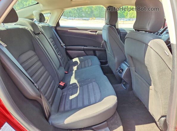 3FA6P0LU2KR204196 2019 FORD FUSION Red Vista de los asientos traseros