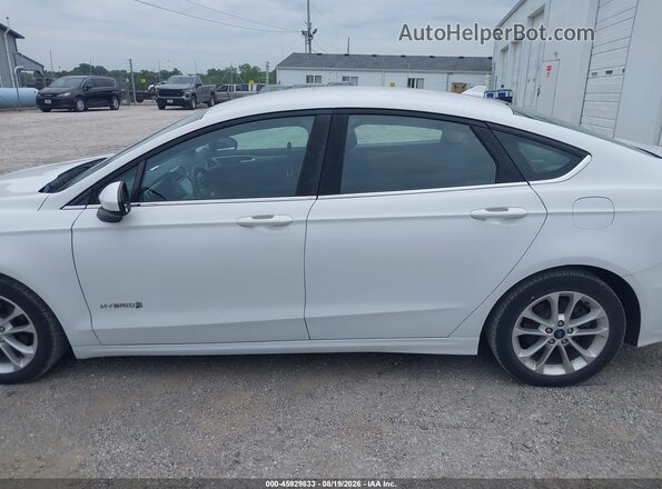 3FA6P0LU2KR274104 2019 FORD FUSION HYBRID White 