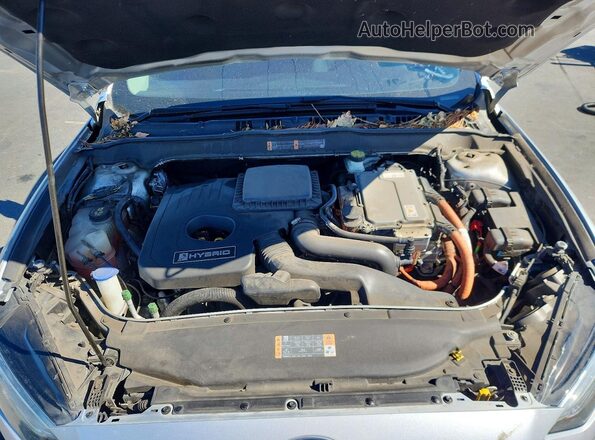 3FA6P0LU3HR217306 2017 FORD FUSION Серебряный Вид задней части салона