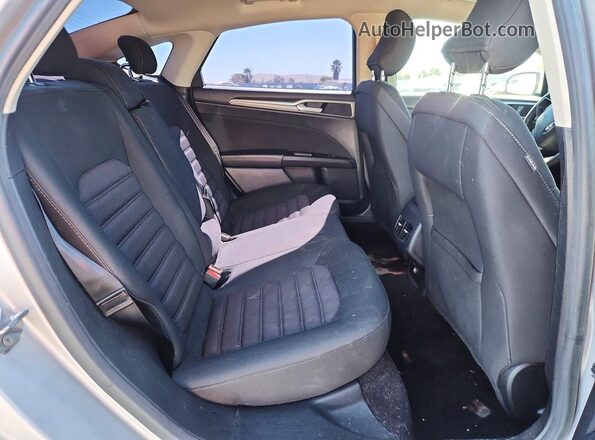 3FA6P0LU3HR217306 2017 FORD FUSION Серебряный Вид задних сидений