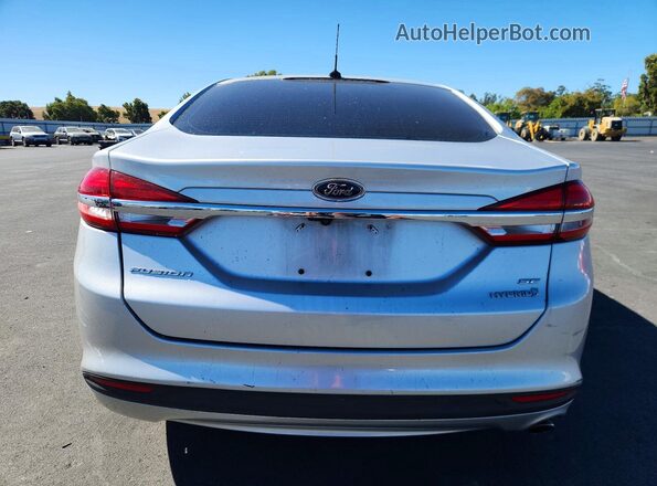 3FA6P0LU3HR217306 2017 FORD FUSION Серебряный Вид сзади