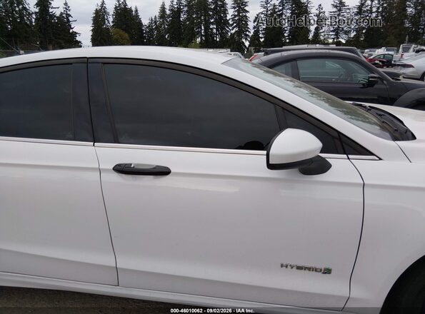 3FA6P0LU3HR230430 2017 FORD FUSION HYBRID White Vista interior trasera