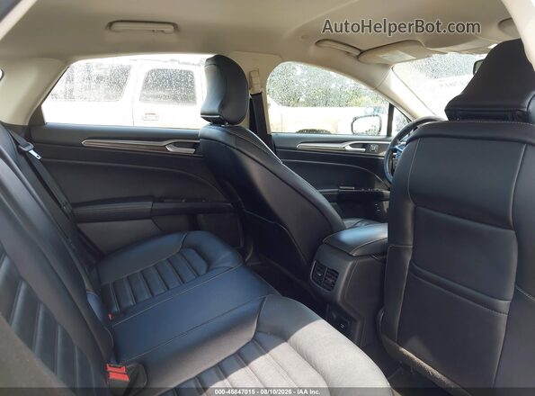 3FA6P0LU3HR359641 2017 FORD FUSION HYBRID White Widok naklejki z numerem VIN