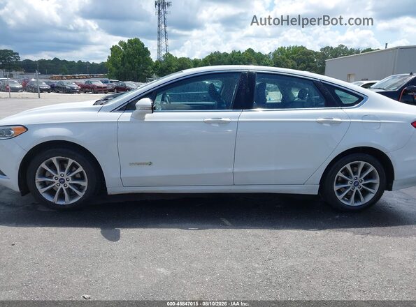 3FA6P0LU3HR359641 2017 FORD FUSION HYBRID White Widok wnętrza 360 stopni