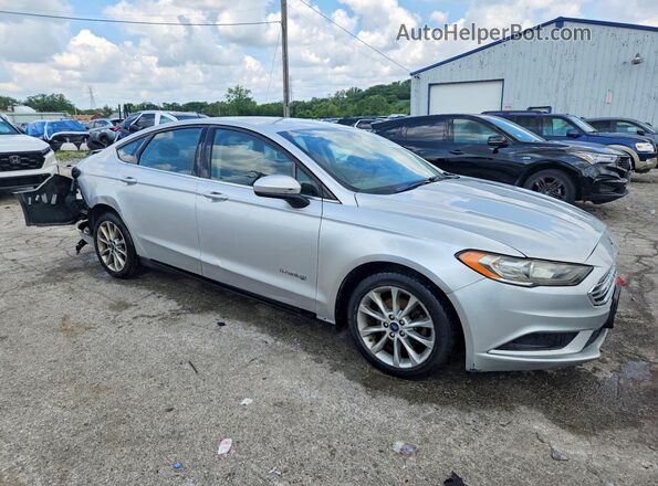 3FA6P0LU3HR380649 2017 FORD FUSION Silver Przód prawy