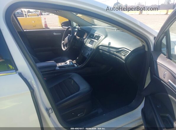 3FA6P0LU3JR248495 2018 FORD FUSION HYBRID White Вид салону спереду