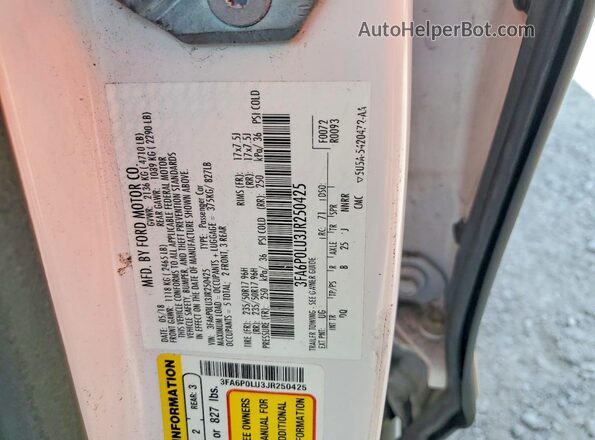3FA6P0LU3JR250425 2018 FORD FUSION White Vista de los asientos traseros