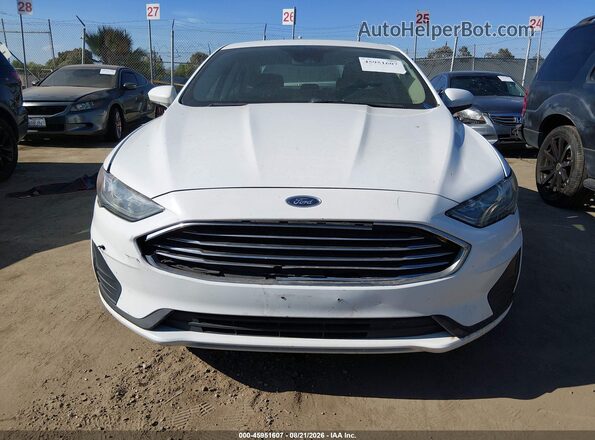3FA6P0LU3KR261782 2019 FORD FUSION HYBRID White Front view