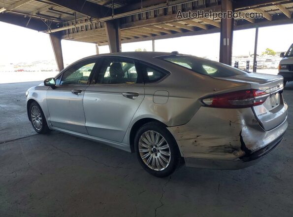 3FA6P0LU4HR266286 2017 FORD FUSION Silver Tył lewy