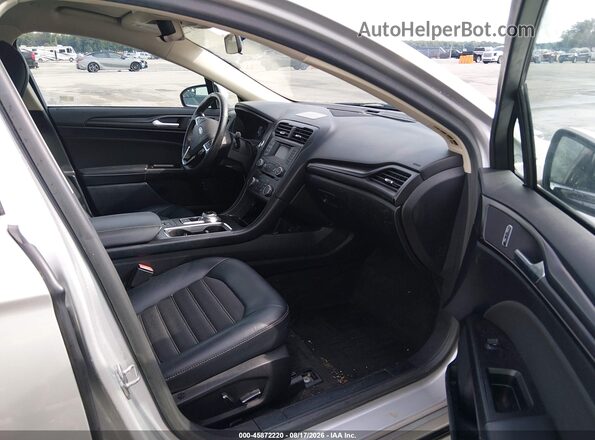 3FA6P0LU4JR170311 2018 FORD FUSION HYBRID Silver Vista interior delantera