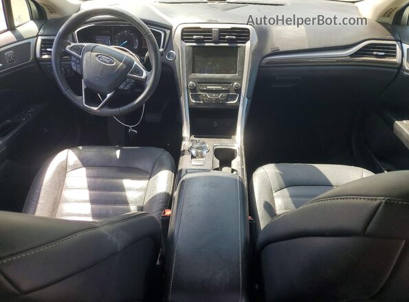 3FA6P0LU4JR171541 2018 FORD FUSION White Vista del salpicadero
