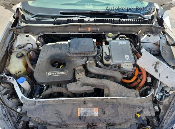 3FA6P0LU4JR274149 2018 FORD FUSION White Rear interior view