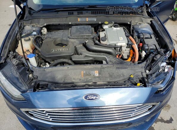 3FA6P0LU4JR275883 2018 FORD FUSION Blue Rear interior view
