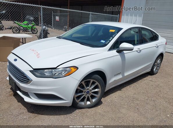 3FA6P0LU5HR380877 2017 FORD FUSION HYBRID White Przód lewy