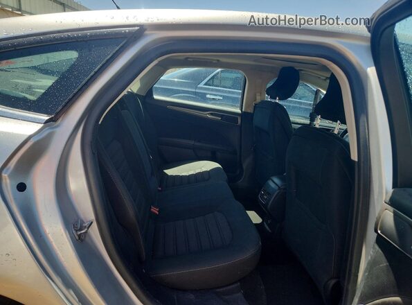 3FA6P0LU5JR169295 2018 FORD FUSION Серебряный Вид задних сидений