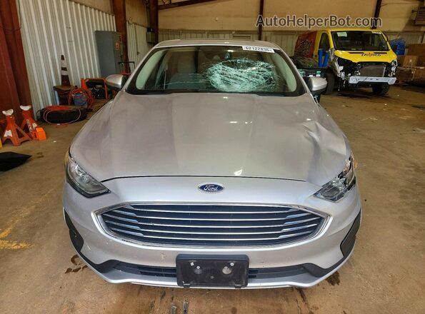 3FA6P0LU5KR207237 2019 FORD FUSION Silver Вид спереду