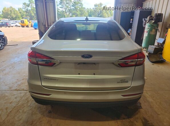 3FA6P0LU5KR207237 2019 FORD FUSION Silver Вид ззаду