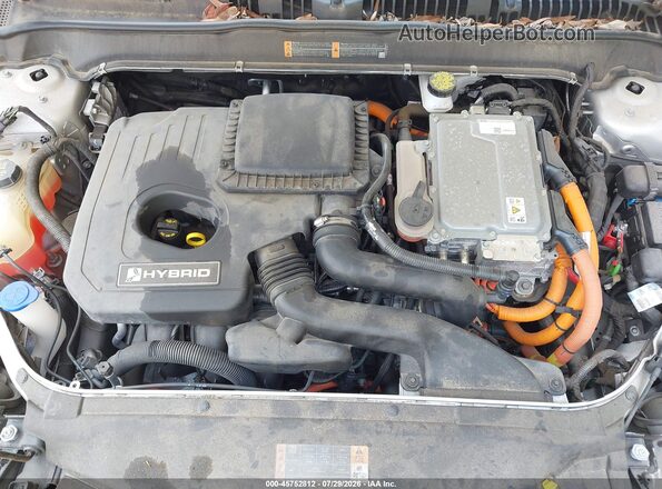 3FA6P0LU5KR258091 2019 FORD FUSION HYBRID Silver Հետևի տեսք