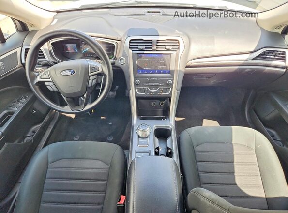 3FA6P0LU5KR263968 2019 FORD FUSION White Vista del salpicadero