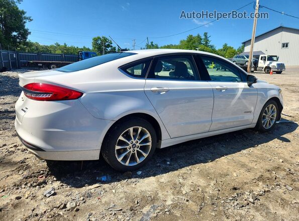 3FA6P0LU6HR261932 2017 FORD FUSION White Trasero derecho