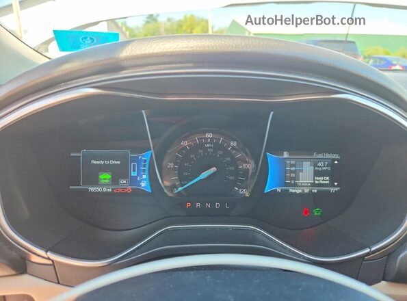 3FA6P0LU6HR261932 2017 FORD FUSION White Vista del cuadro de instrumentos