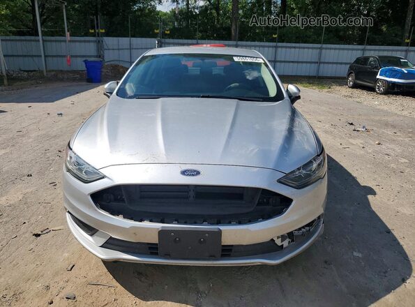 3FA6P0LU6JR161920 2018 FORD FUSION Silver Widok z przodu