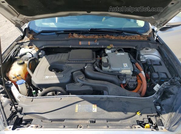 3FA6P0LU6JR161920 2018 FORD FUSION Silver Widok wnętrza z tyłu