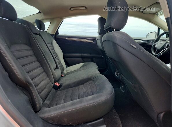 3FA6P0LU6JR173050 2018 FORD FUSION Silver Rear seats view