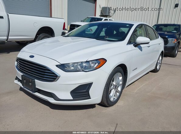 3FA6P0LU6KR211166 2019 FORD FUSION HYBRID White Przód lewy