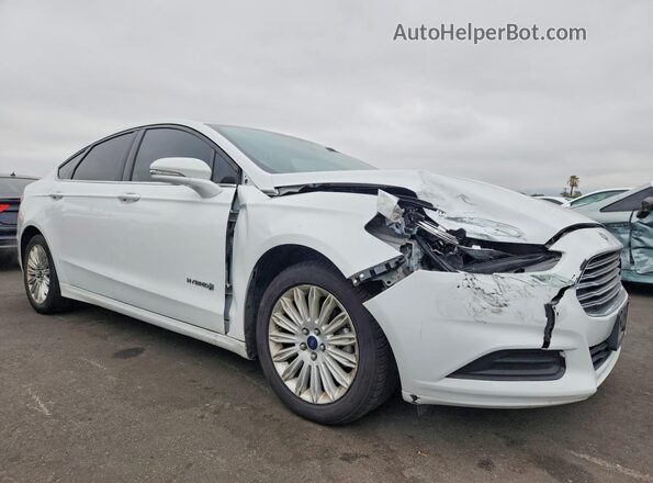 3FA6P0LU7GR404868 2016 FORD FUSION Белый Передняя правая четверть