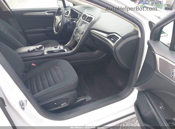 3FA6P0LU7HR181183 2017 FORD FUSION White Vista interior delantera