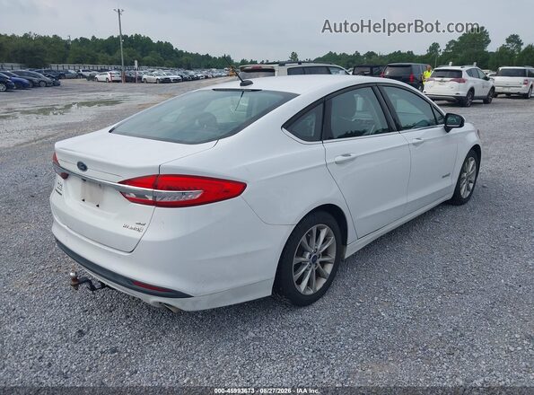 3FA6P0LU7HR181183 2017 FORD FUSION White Trasero derecho