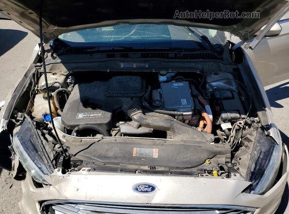 3FA6P0LU7JR257149 2018 FORD FUSION Beige Vista interior trasera