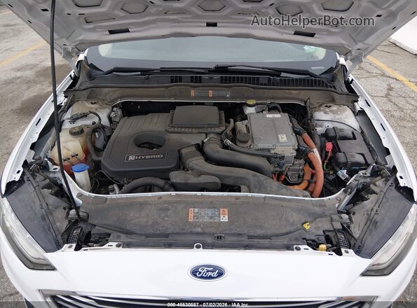 3FA6P0LU7KR190828 2019 FORD FUSION HYBRID White Rear view