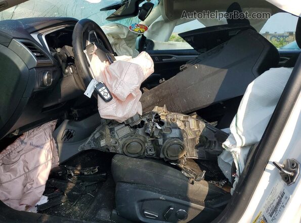 3FA6P0LU7LR106735 2020 FORD FUSION White წინა სალონის ხედი